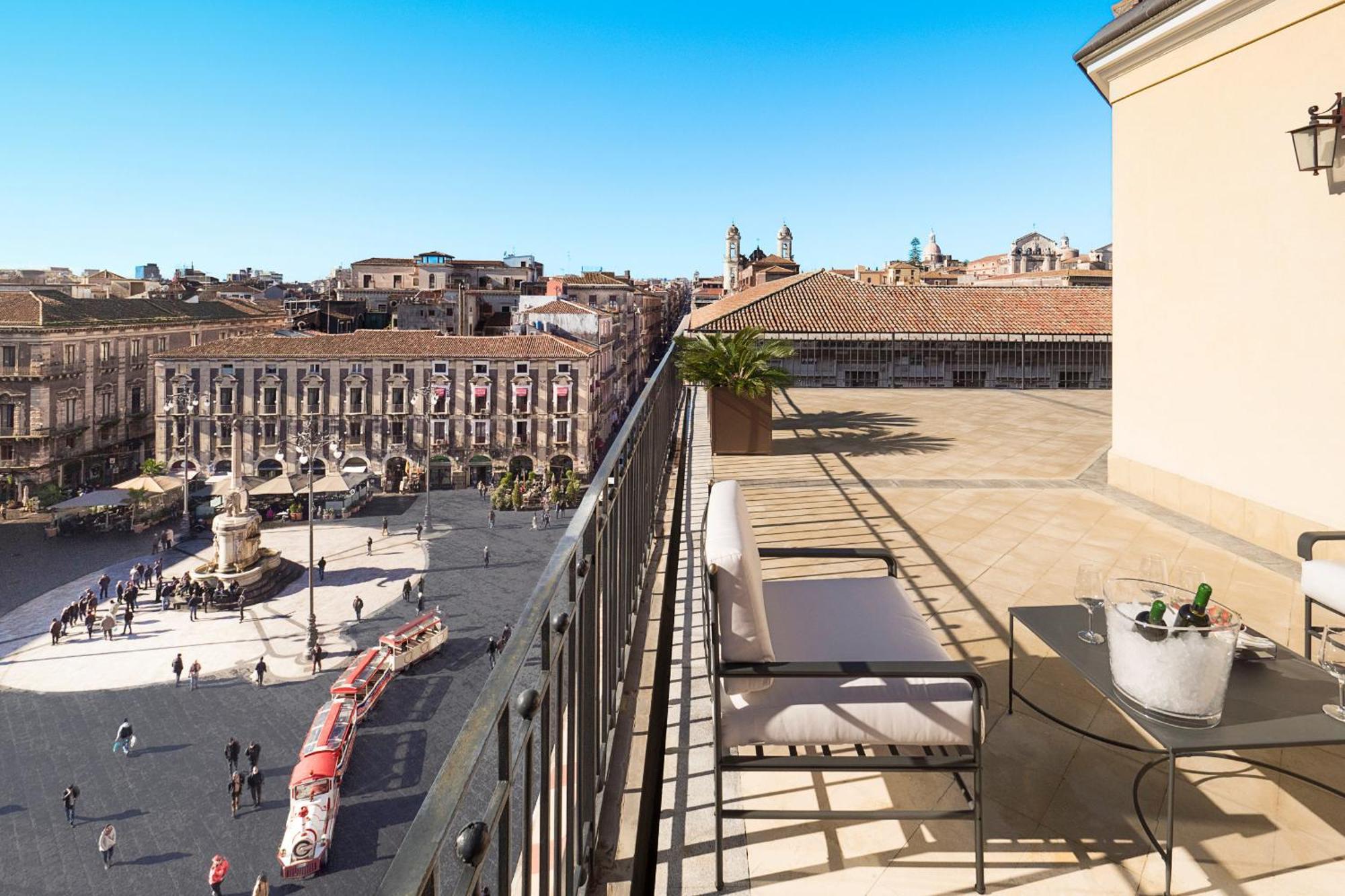 Appartement Penthouse Duomo à Catane Extérieur photo