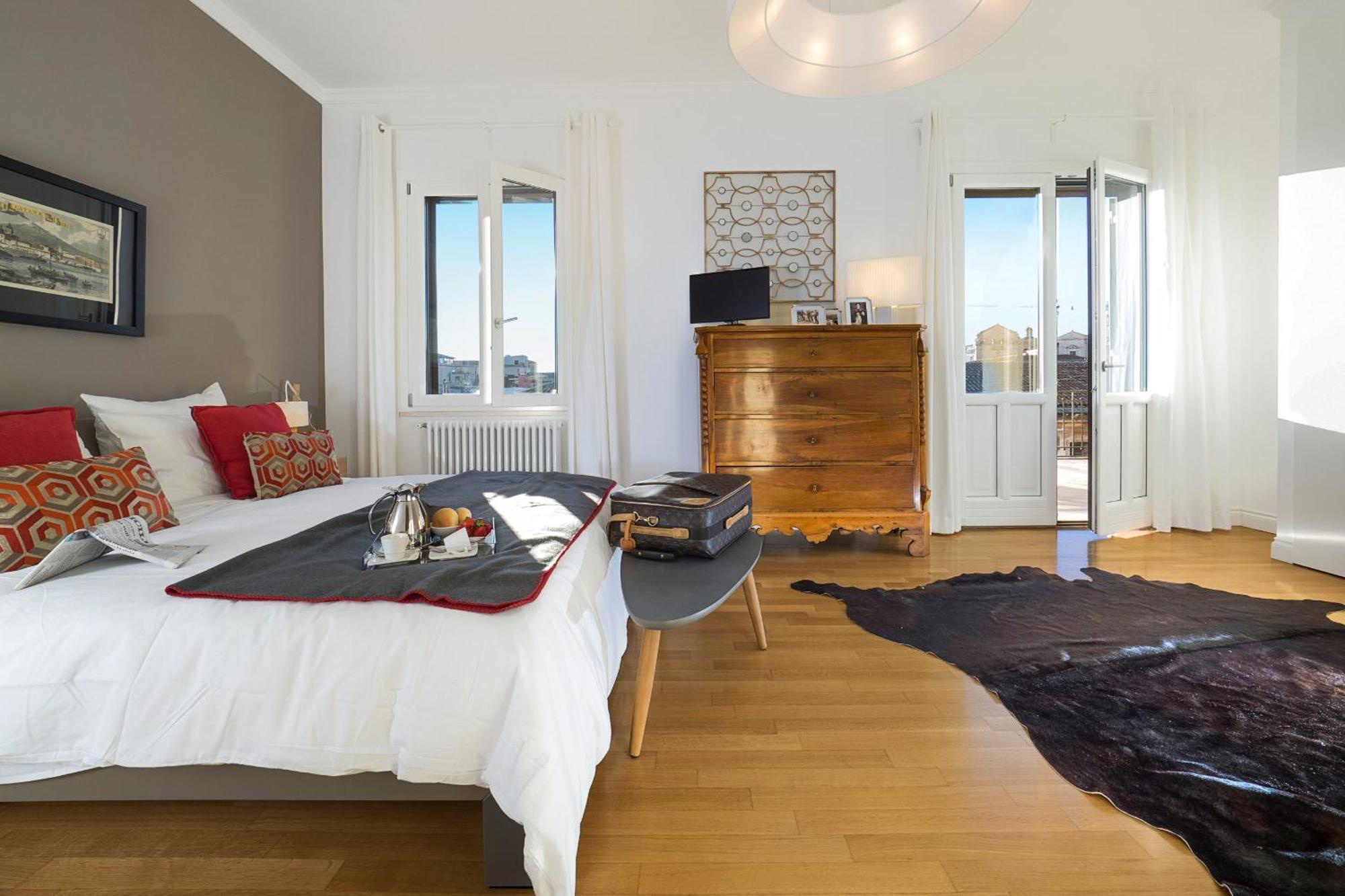 Appartement Penthouse Duomo à Catane Extérieur photo
